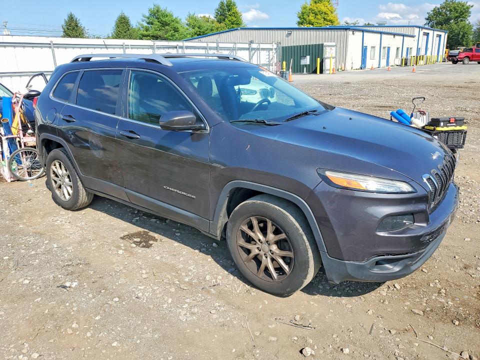 Foto 4 de la subasta – 2015 JEEP CHEROKEE con VIN 1C4PJMCS2FW538544
