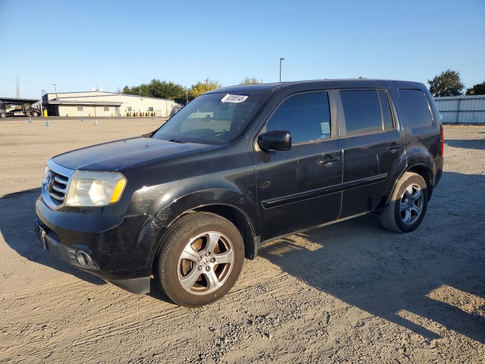 HONDA PILOT 2013 with VIN 5FNYF4H5XDB008686 - Photo from auction