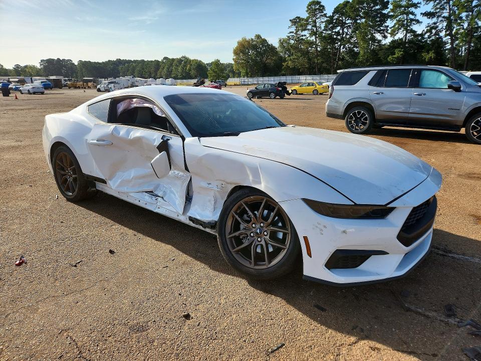 Photo 4 from auction – 2025 FORD MUSTANG with VIN 1FA6P8TH4S5129618