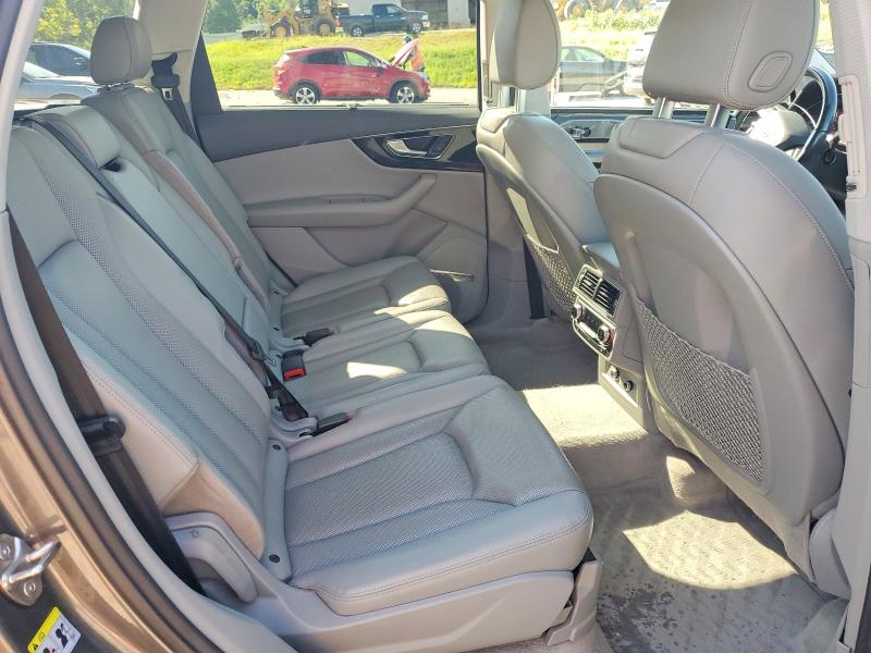 Photo 11 from auction – 2019 AUDI Q7 with VIN WA1VAAF75KD019520