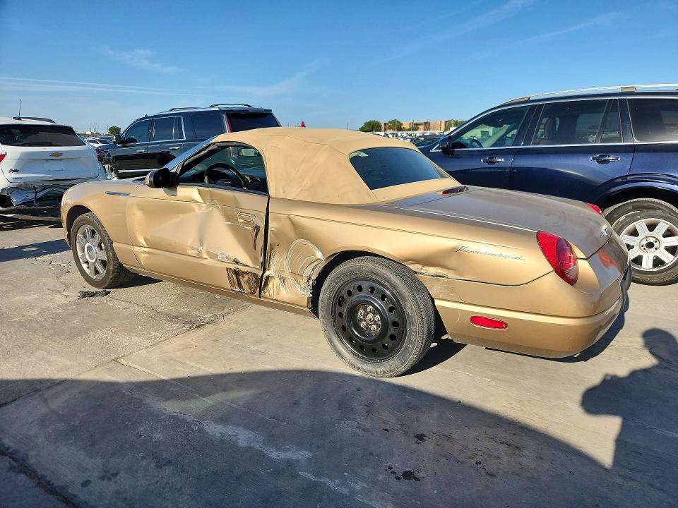Photo 2 from auction – 2005 FORD THUNDERBIRD with VIN 1FAHP60A25Y103185