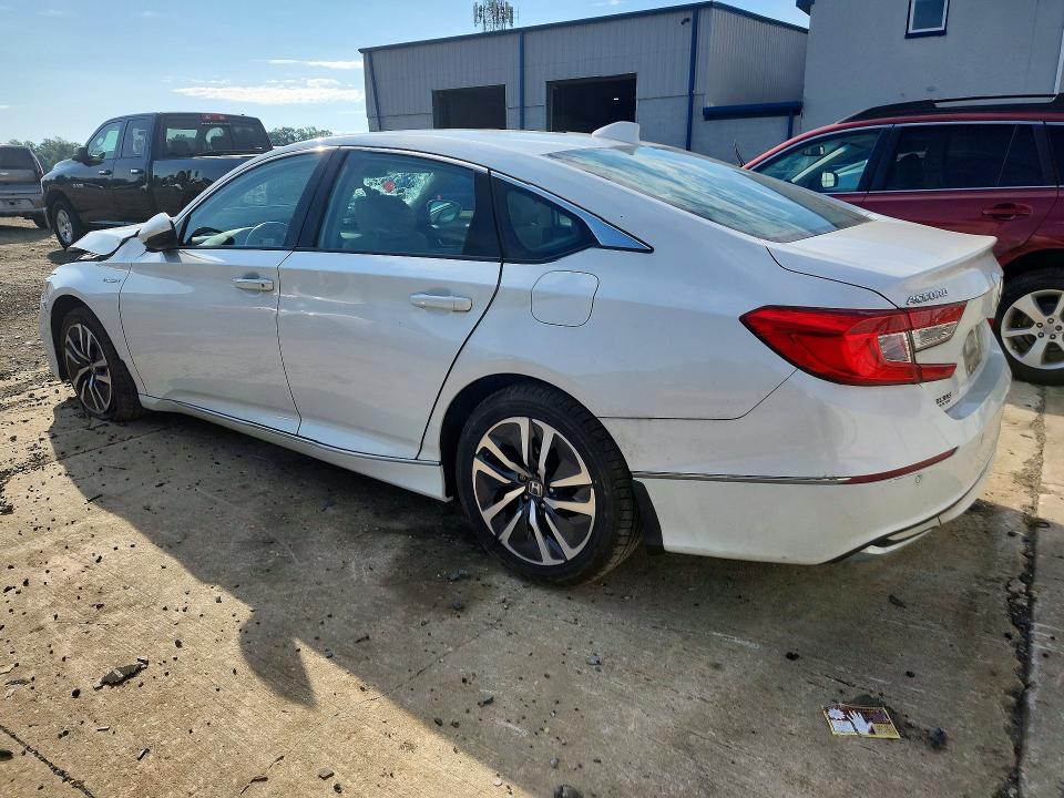 Photo 2 from auction – 2022 HONDA ACCORD with VIN 1HGCV3F53NA006154