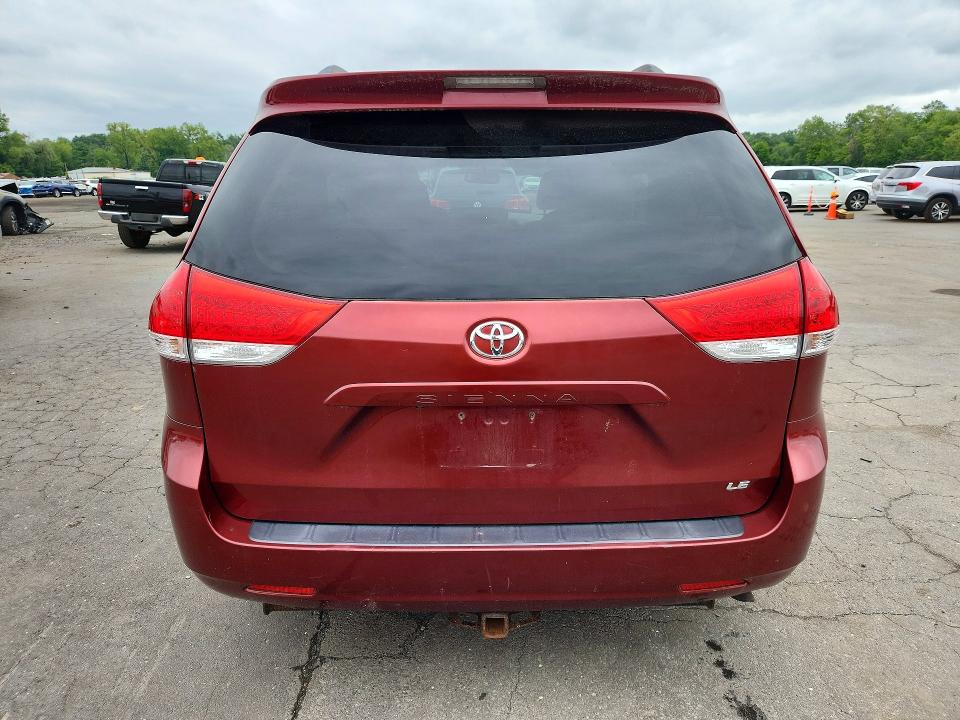 Photo 6 from auction – 2011 TOYOTA SIENNA with VIN 5TDKK3DC5BS083322