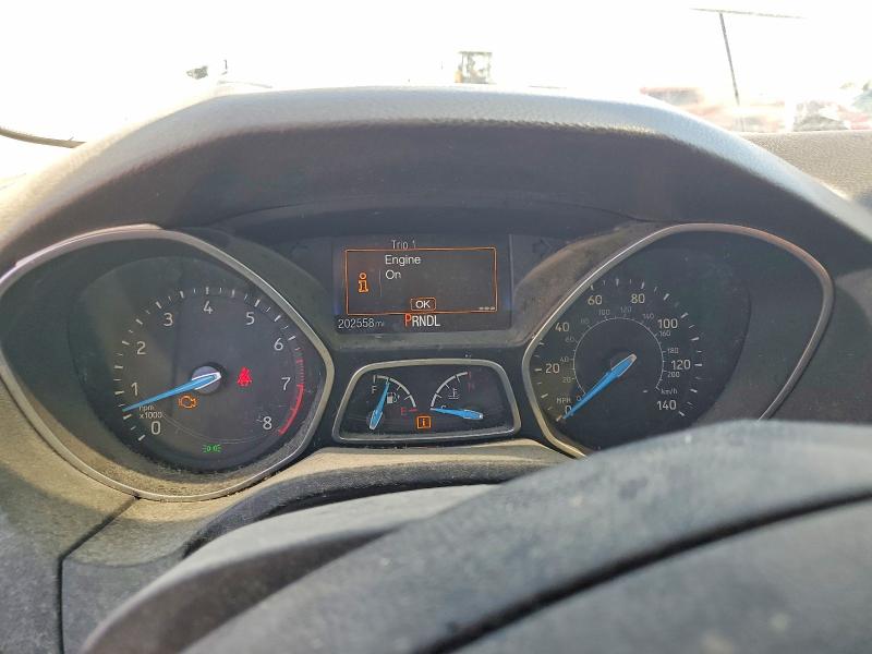 Photo 9 from auction – 2016 FORD FOCUS with VIN 1FADP3E27GL343492