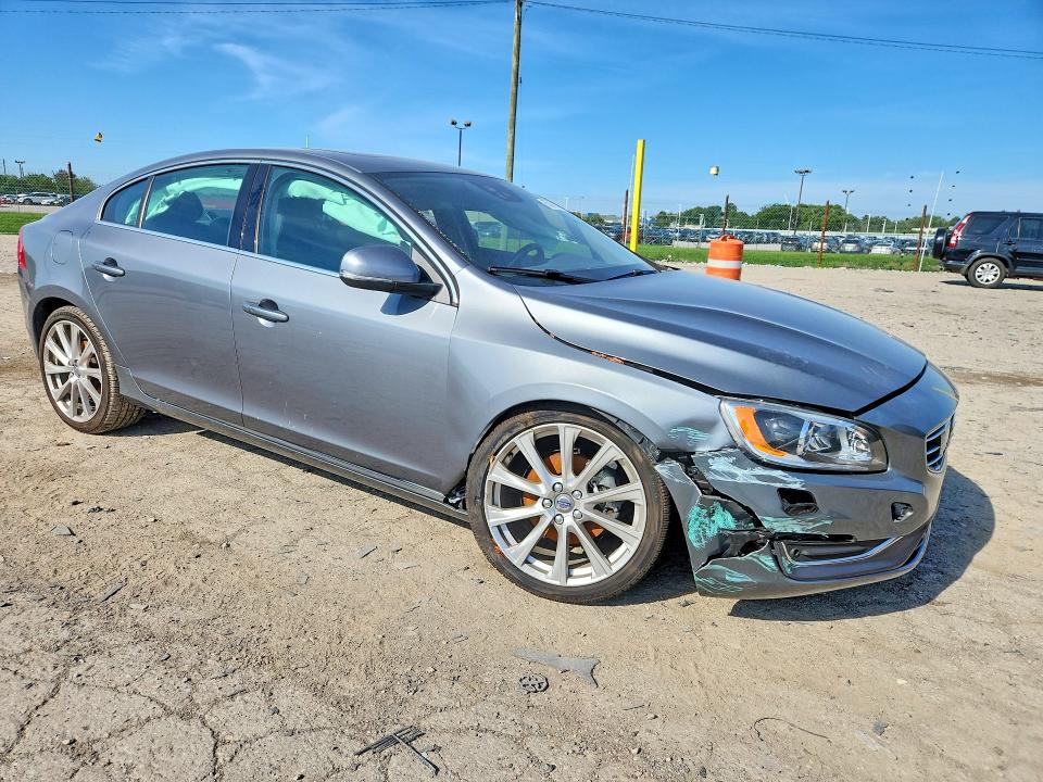 Photo 4 from auction – 2016 VOLVO S60 with VIN LYV402FM3GB099479