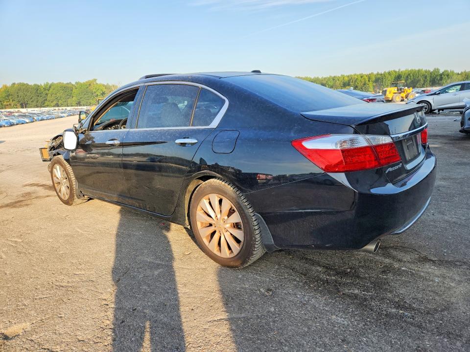 Photo 2 from auction – 2013 HONDA ACCORD with VIN 1HGCR3F82DA034170