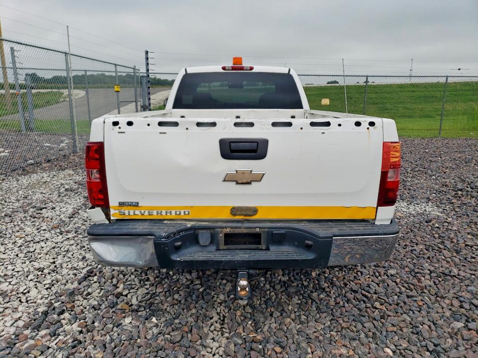 Photo 6 from auction – 2008 CHEVROLET SILVERADO with VIN 1GCEK19078E208772