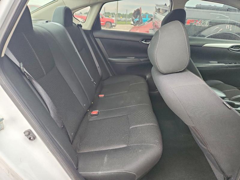 Photo 10 from auction – 2018 NISSAN SENTRA with VIN 3N1AB7AP2JY296619