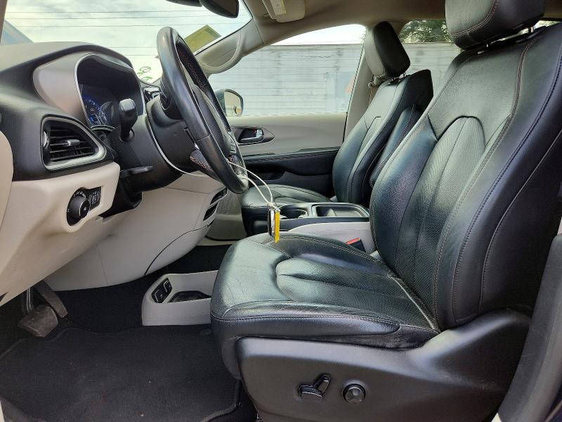 Photo 7 from auction – 2020 CHRYSLER PACIFICA with VIN 2C4RC1BG7LR283800