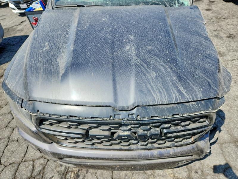 Photo 11 from auction – 2022 RAM 1500 with VIN 1C6RREMT7NN382530