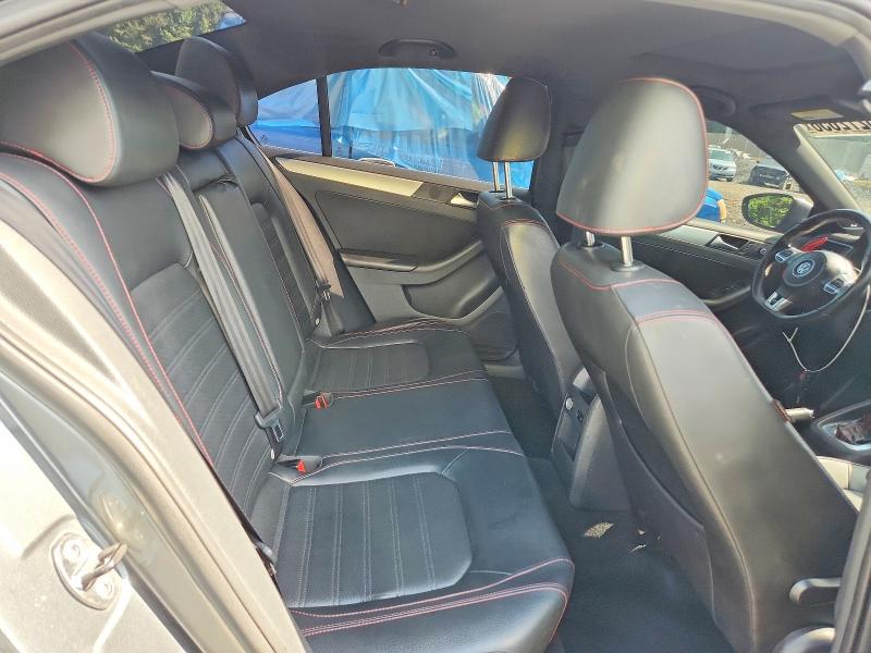 Photo 10 from auction – 2013 VOLKSWAGEN JETTA with VIN 3VW467AJ4DM264063