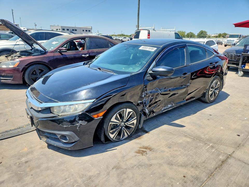 HONDA CIVIC 2017 z numerem VIN 19XFC1F71HE022698 - Zdjęcie z aukcji