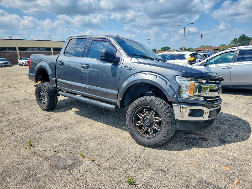 Photo 4 from auction – 2018 FORD F150 with VIN 1FTEW1E51JFD62061