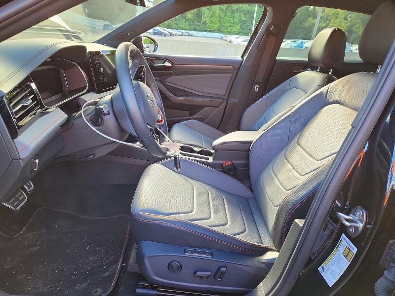 Photo 7 from auction – 2025 VOLKSWAGEN JETTA with VIN 3VW2T7BU5SM031072