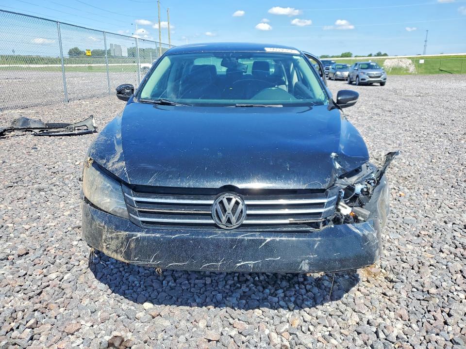 Снимка 5 от търг – 2014 VOLKSWAGEN PASSAT с VIN 1VWBT7A36EC059252