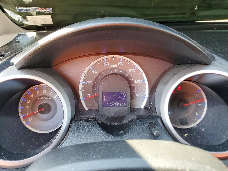 Photo 9 from auction – 2011 HONDA FIT with VIN JHMGE8H59BC015496