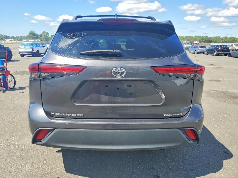 Photo 6 from auction – 2020 TOYOTA HIGHLANDER with VIN 5TDGZRBH1LS048412