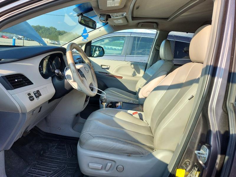 Photo 7 from auction – 2013 TOYOTA SIENNA with VIN 5TDDK3DC1DS053150