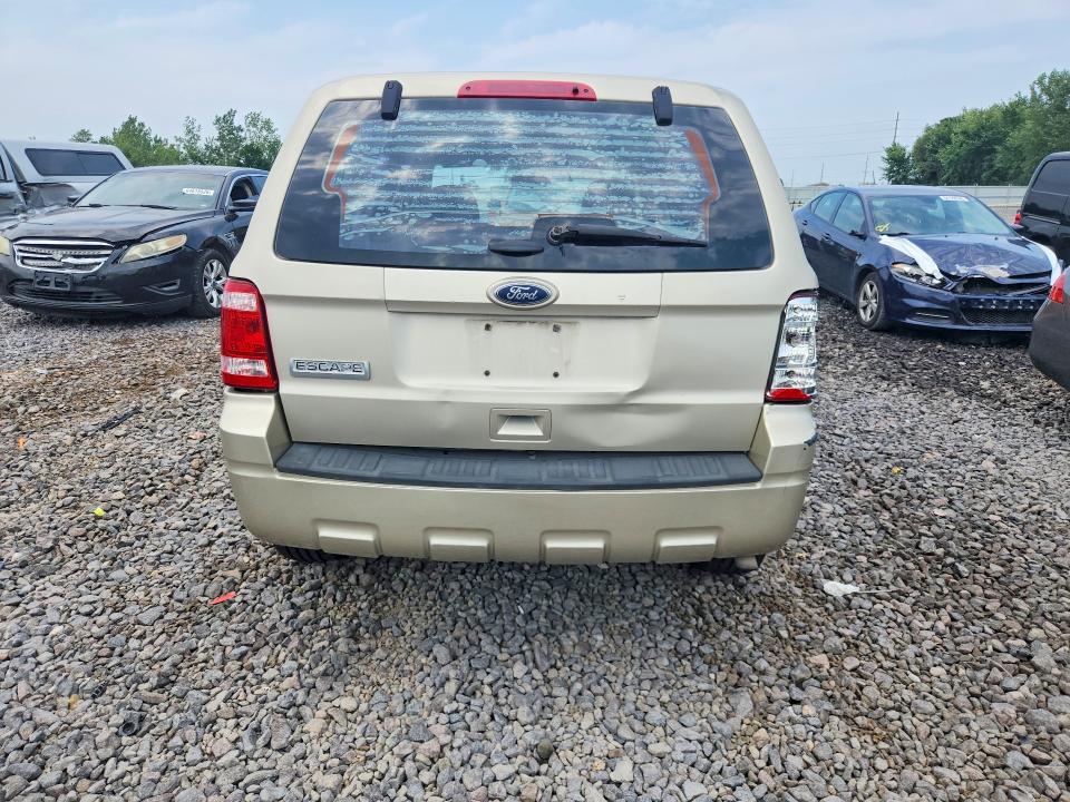 Photo 6 from auction – 2012 FORD ESCAPE with VIN 1FMCU0C72CKA57685
