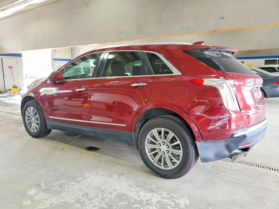 Photo 2 from auction – 2017 CADILLAC XT5 with VIN 1GYKNBRS1HZ165471