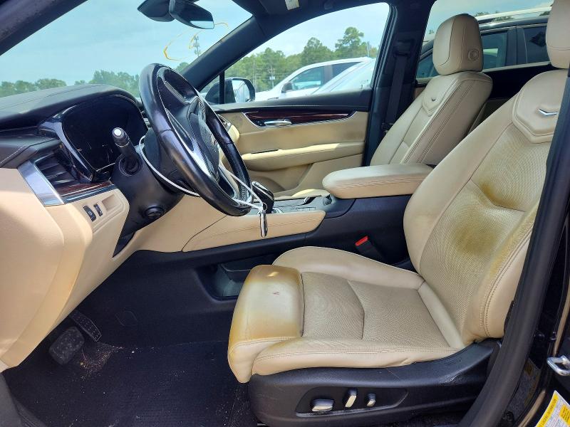 Photo 7 from auction – 2017 CADILLAC XT5 with VIN 1GYKNERS2HZ206756