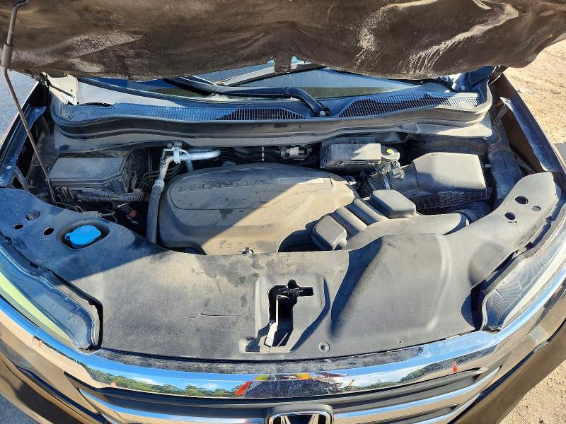Photo 12 from auction – 2018 HONDA PILOT with VIN 5FNYF6H38JB022656