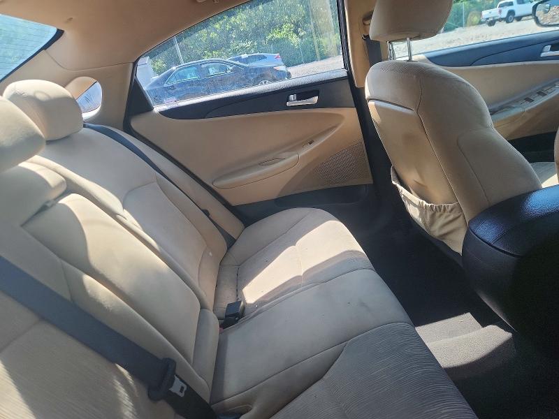 Photo 10 from auction – 2012 HYUNDAI SONATA with VIN 5NPEB4AC5CH322463