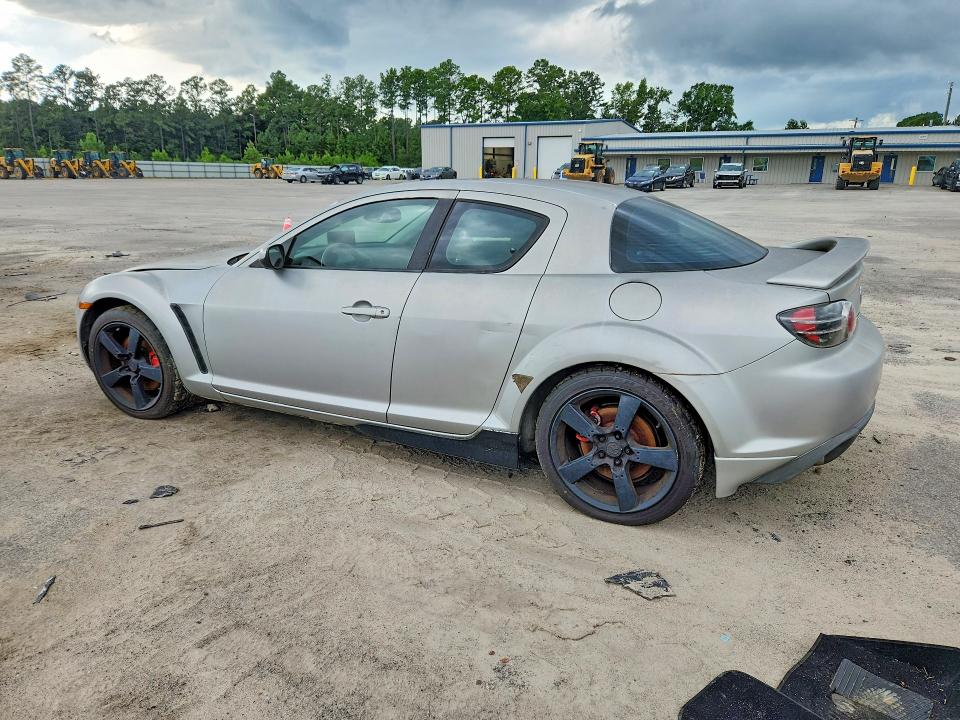 Photo 2 from auction – 2004 MAZDA RX8 with VIN JM1FE173840133435