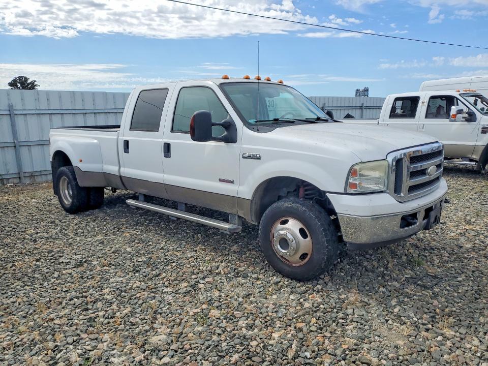 Photo 4 from auction – 2007 FORD F350 with VIN 1FTWW33P57EA27677