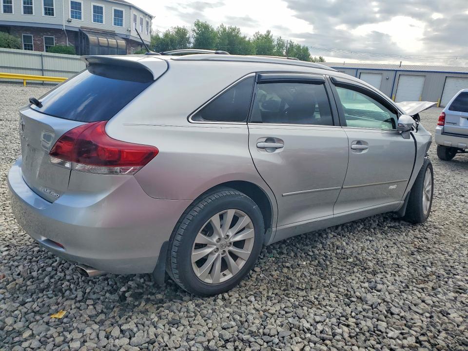 Photo 3 from auction – 2015 TOYOTA VENZA with VIN 4T3BA3BB2FU074529