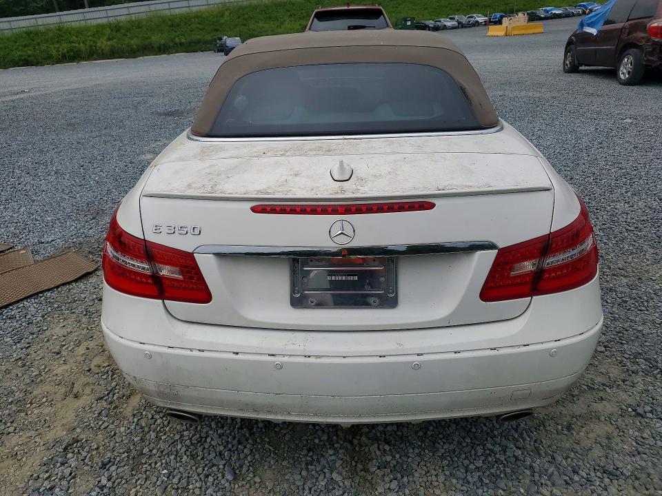 Photo 6 from auction – 2011 MERCEDES-BENZ E with VIN WDDKK5GF5BF058198