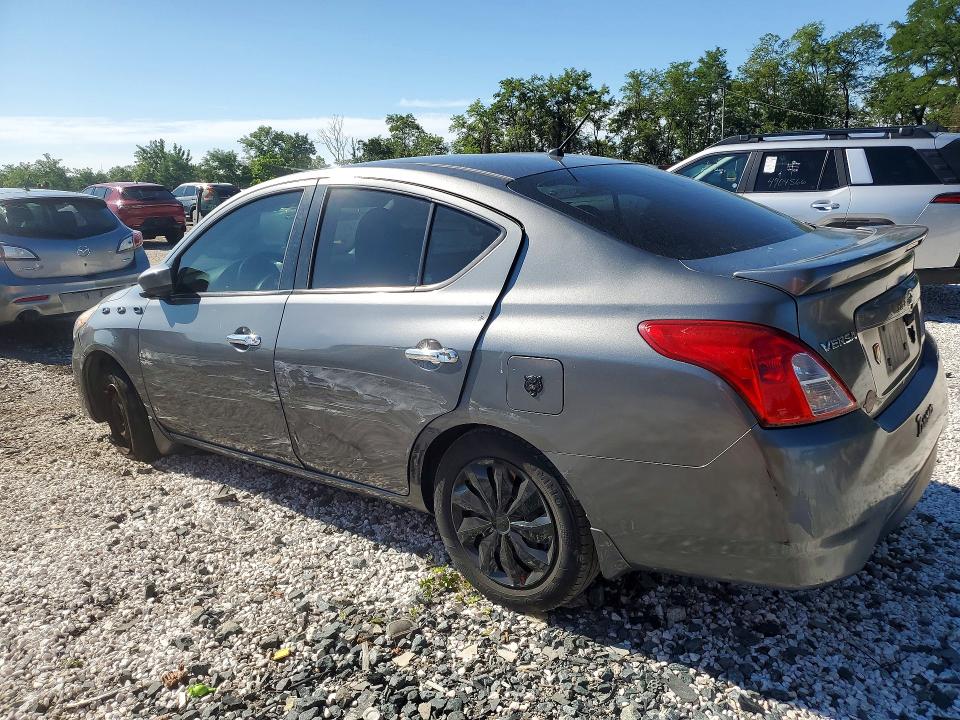 Снимка 2 от търг – 2017 NISSAN VERSA с VIN 3N1CN7AP4HL893018