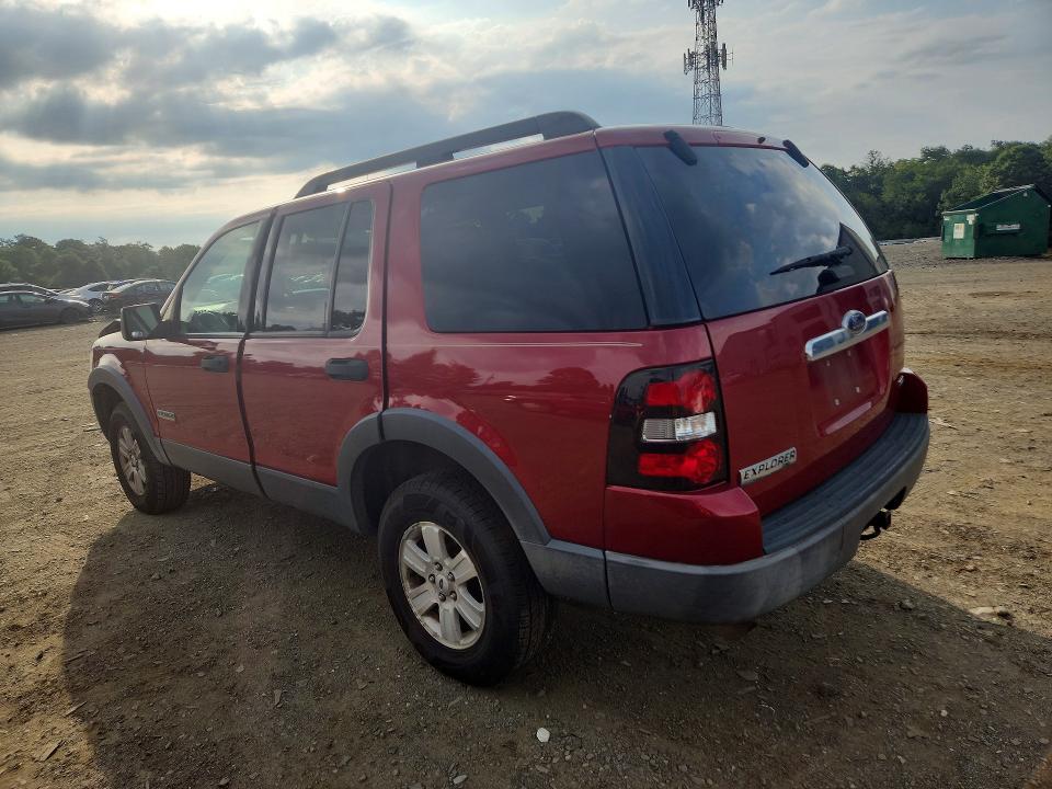 Photo 2 from auction – 2006 FORD EXPLORER with VIN 1FMEU73E26UA64600