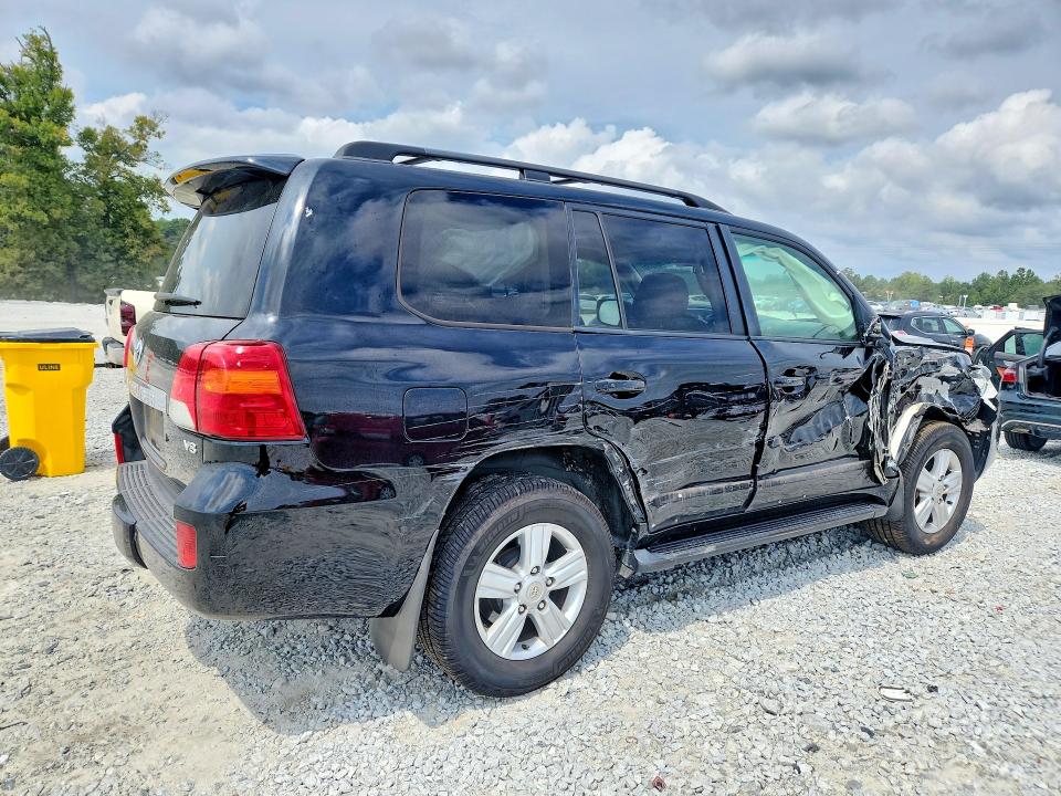 Photo 3 from auction – 2013 TOYOTA LAND CRUISER with VIN JTMHY7AJXD4012151