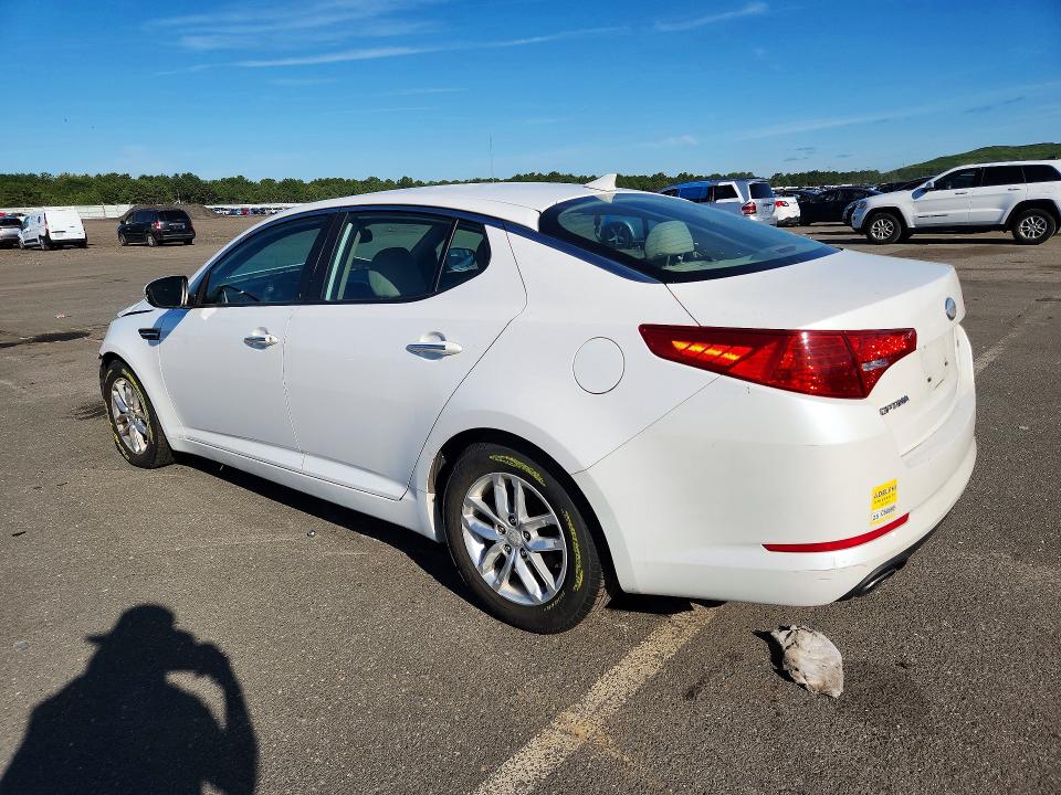 Photo 2 from auction – 2013 KIA OPTIMA with VIN KNAGM4A71D5382986
