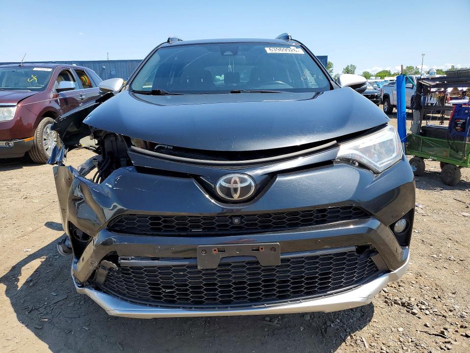 Photo 5 from auction – 2016 TOYOTA RAV4 with VIN JTMJFREV2GJ052942