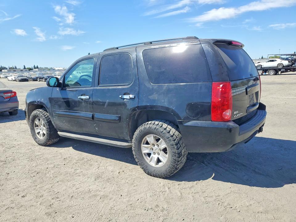 Photo 2 from auction – 2007 GMC YUKON with VIN 1GKFK13097R215845