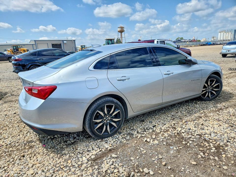 Photo 3 from auction – 2017 CHEVROLET MALIBU with VIN 1G1ZE5ST4HF269195