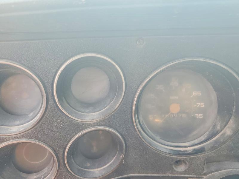 Photo 9 from auction – 1981 GMC K2500 with VIN 1GTGK24M8BJ509512