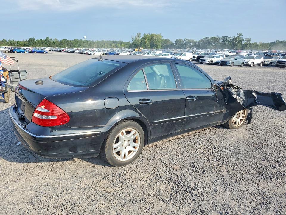 Photo 3 from auction – 2005 MERCEDES-BENZ E with VIN WDBUF65J55A719734