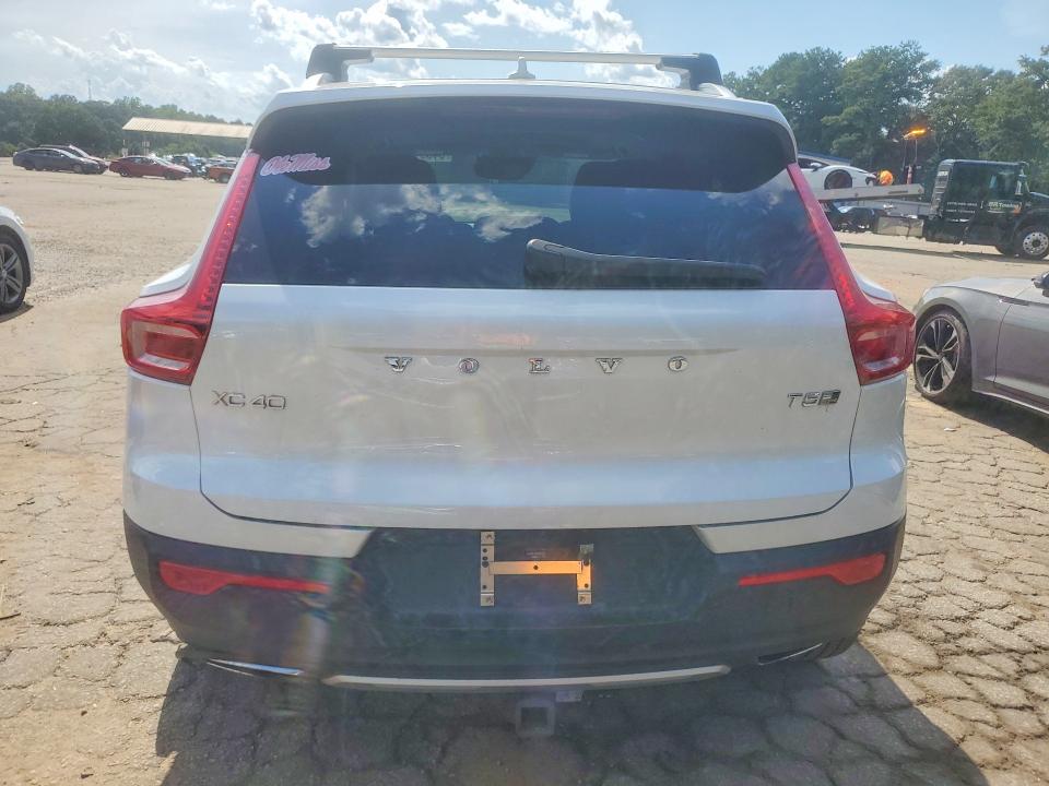 Photo 6 from auction – 2019 VOLVO XC40 with VIN YV4162UL8K2102878