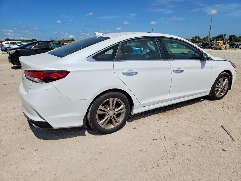 Photo 3 from auction – 2019 HYUNDAI SONATA with VIN 5NPE34AFXKH792963
