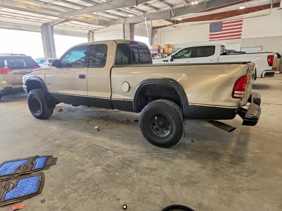 Photo 2 from auction – 2002 DODGE DAKOTA with VIN 1B7GG12X32S701021