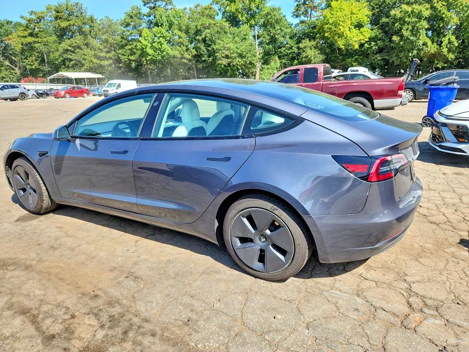 Foto 2 de la subasta – 2021 TESLA MODEL 3 con VIN 5YJ3E1EA2MF081564