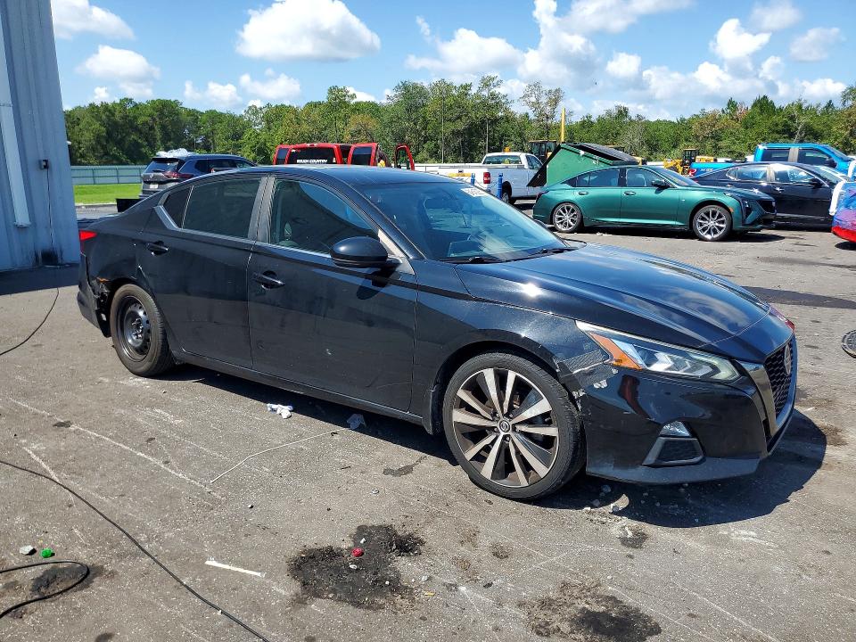 Photo 4 from auction – 2019 NISSAN ALTIMA with VIN 1N4BL4CV7KC173827
