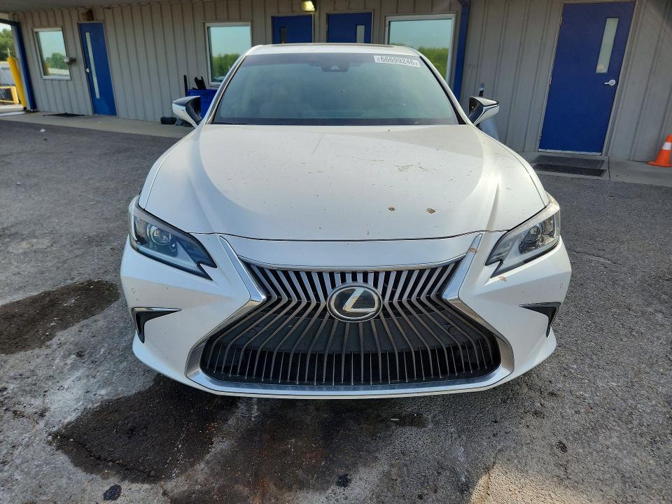 صورة رقم 5 من المزاد - 2021 LEXUS ES 350 مع VIN 58ADZ1B14MU086760
