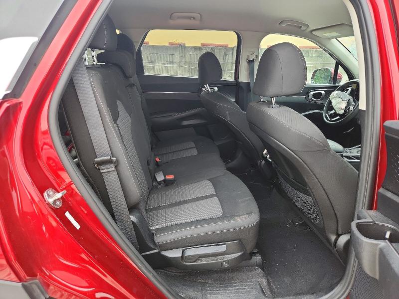 Photo 10 from auction – 2023 KIA SORENTO with VIN 5XYRG4LC8PG203805
