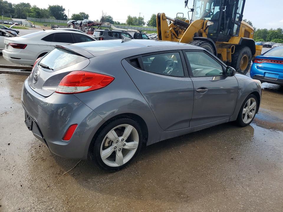 Zdjęcie 3 z aukcji – 2014 HYUNDAI VELOSTER z VIN KMHTC6AD7EU194644
