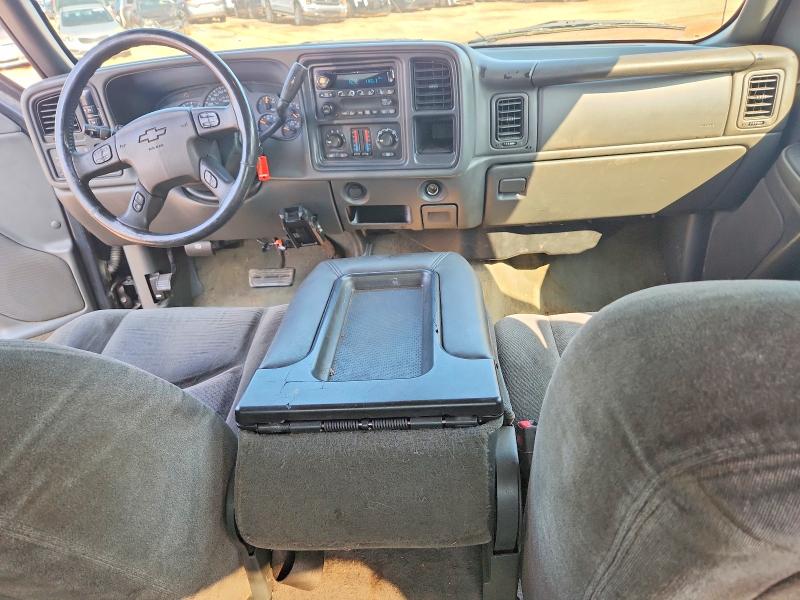 Photo 8 from auction – 2004 CHEVROLET SILVERADO with VIN 1GCHK23U54F256516