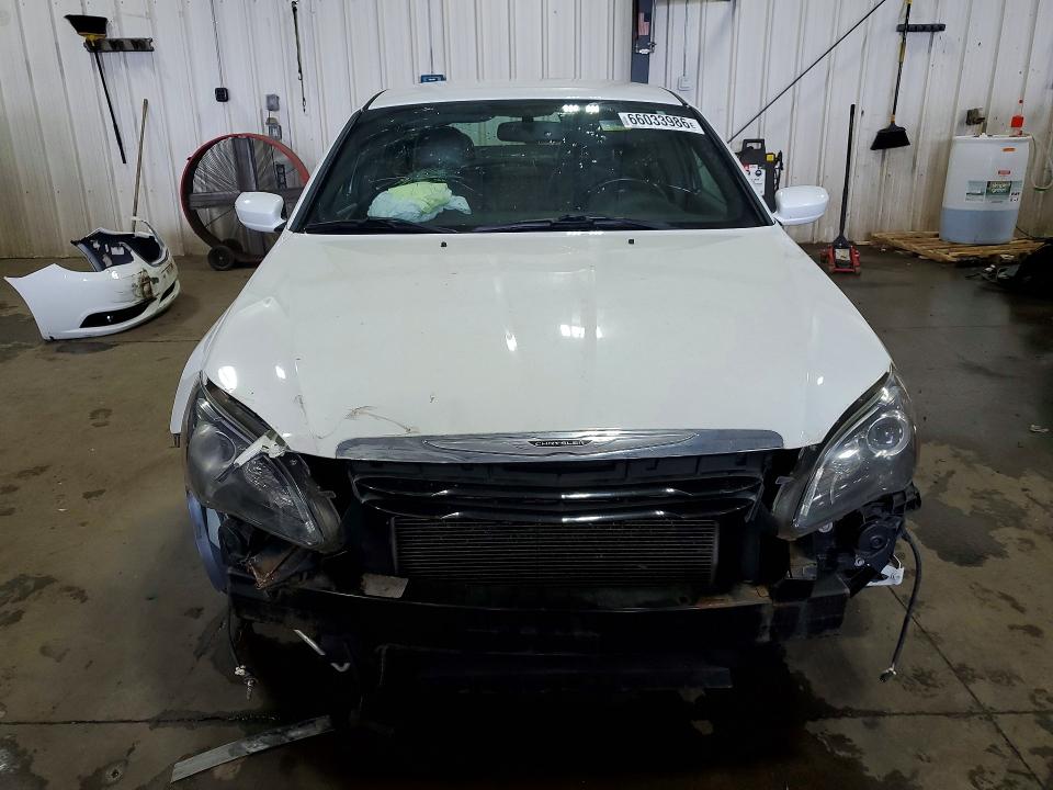 Photo 5 from auction – 2013 CHRYSLER 200 with VIN 1C3CCBCG4DN553501